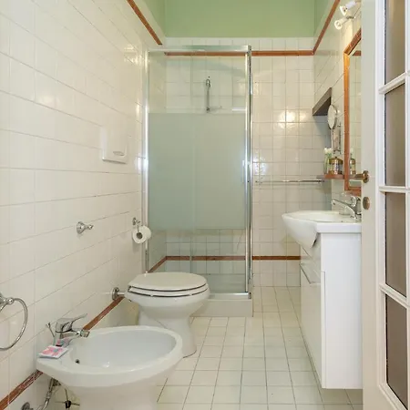 Apartment Town House 6 - *